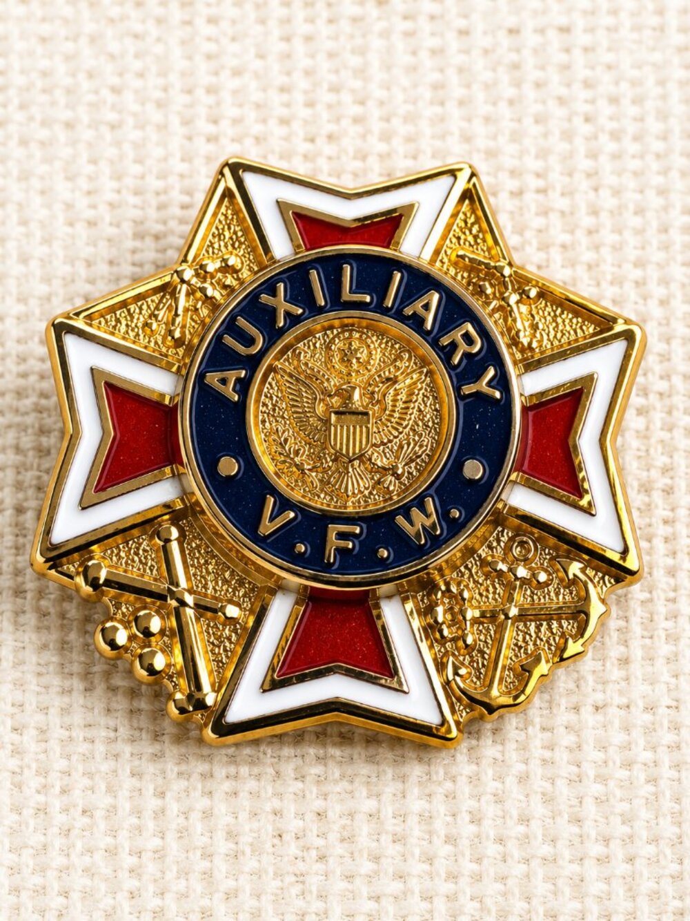 VFW Auxiliary Enamel Lapel Pin Veterans of Foreign Wars Red White Blue Gold Tone